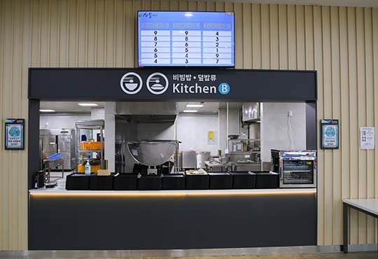 Food Court3
