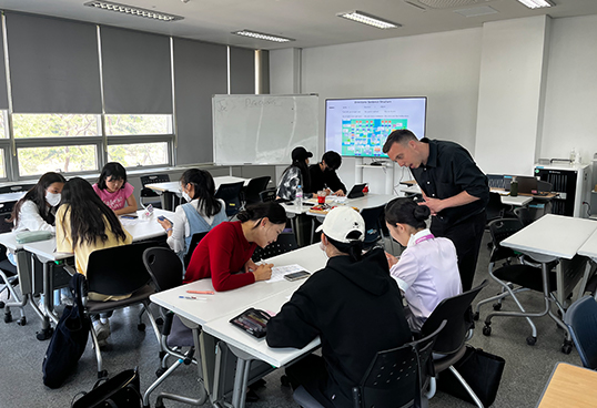 YSU Language Cafe 어학클래스 진행 사진