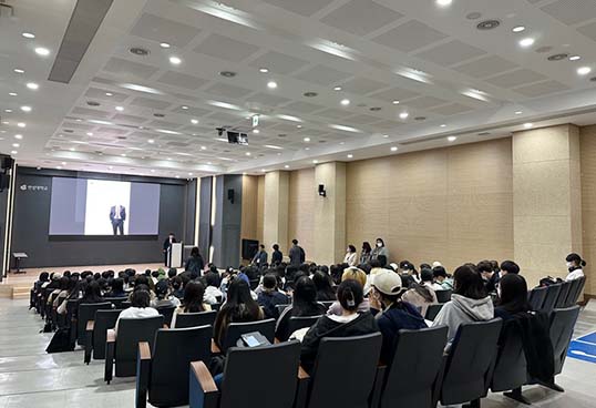 다양한 학습법과 학습 관련 정보를 제공하는 주제 수준별 학습 지원 특강 이미지